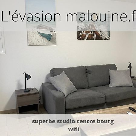 Studio 2 Personnes En Centre Ville Saint-Pierre-de-Plesguen 외부 사진
